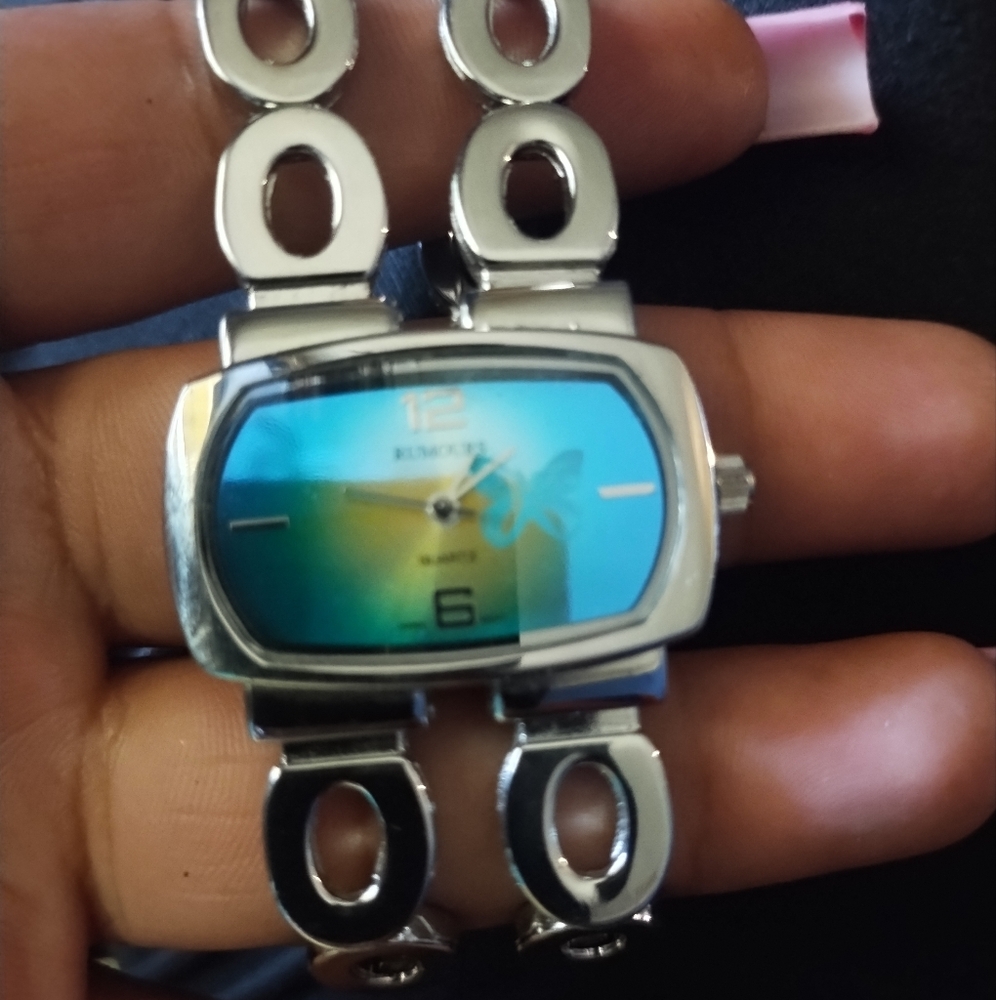 Rumours Women Watch